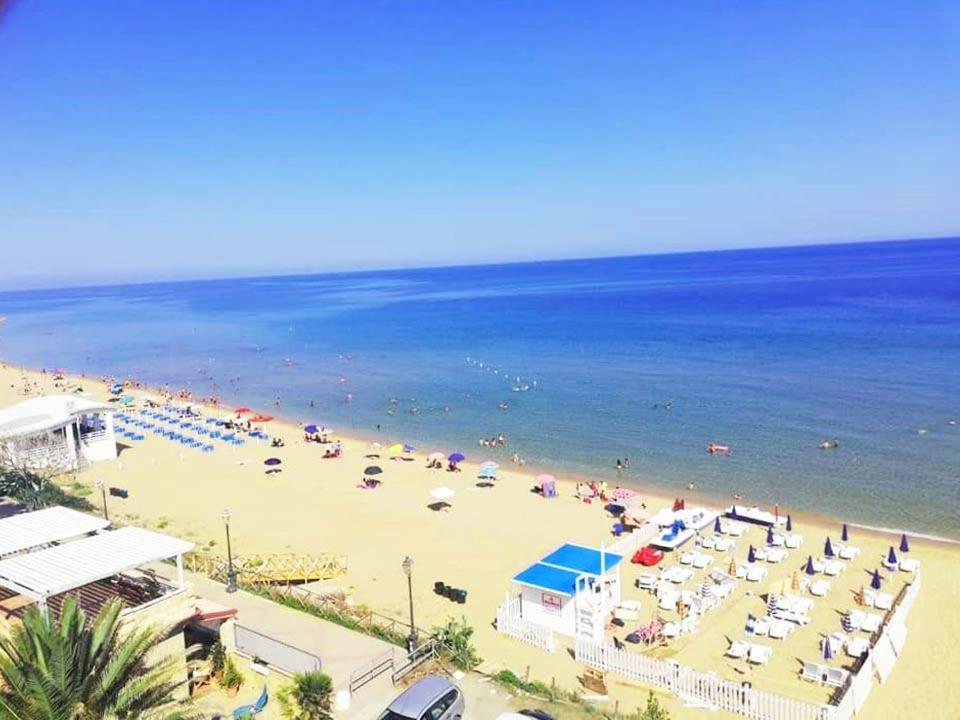Appartamento In Villa Direttamente Sul Mare-Villa Rubino Capo Rizzuto Exteriör bild