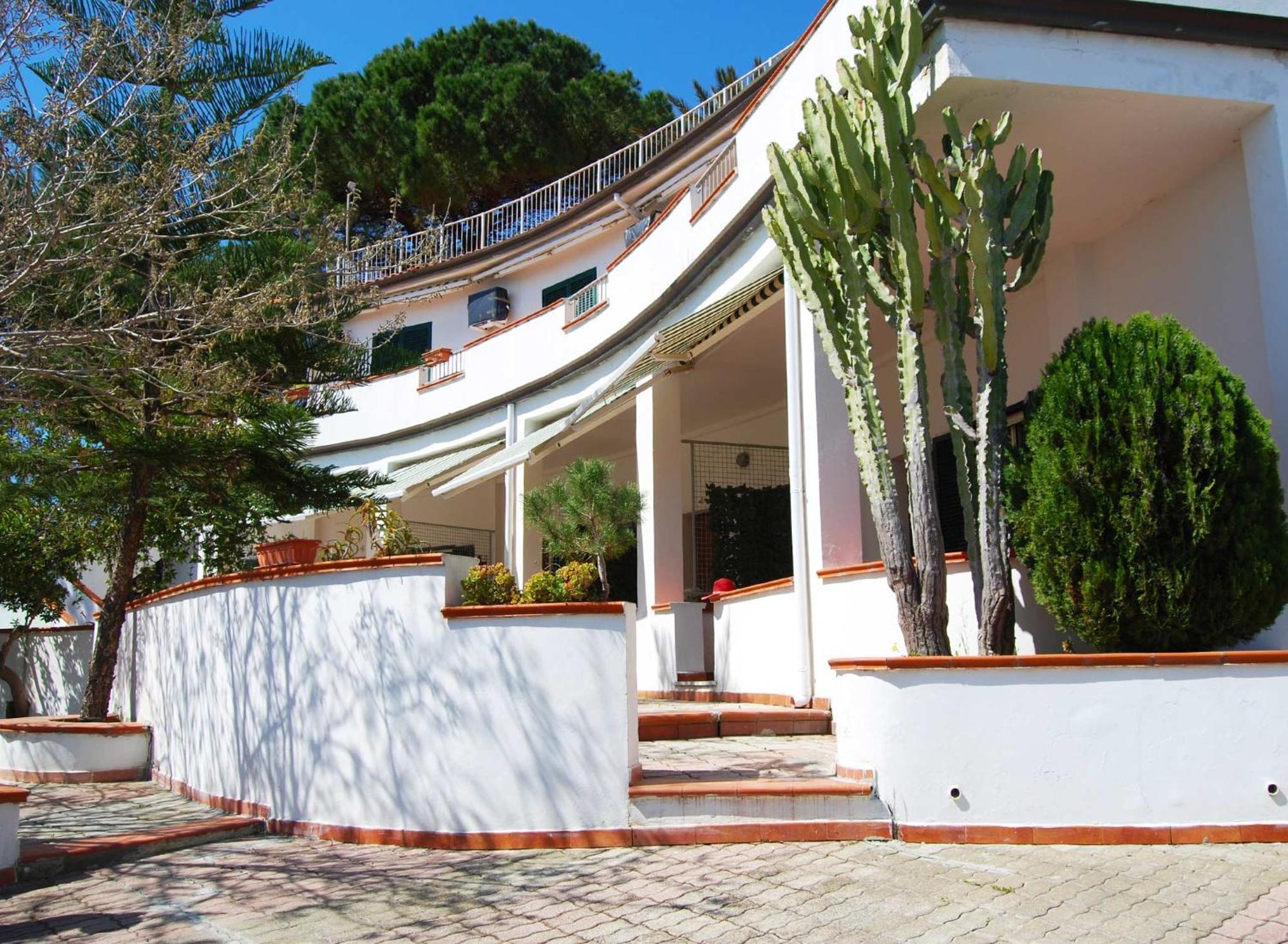 Appartamento In Villa Direttamente Sul Mare-Villa Rubino Capo Rizzuto Exteriör bild